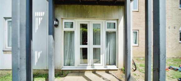 Apartamento de 2 dormitorios en Enfield, United Kingdom No. 11532 5