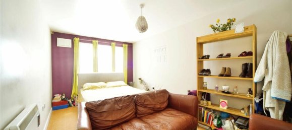 Apartamento de 2 dormitorios en Enfield, United Kingdom No. 11532 12