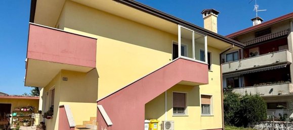 3 chambres Appartement à Fossalta di Portogruaro, Italy No. 323160 2