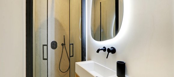 4 bedrooms Apartment in Paris, France No. 345042 21