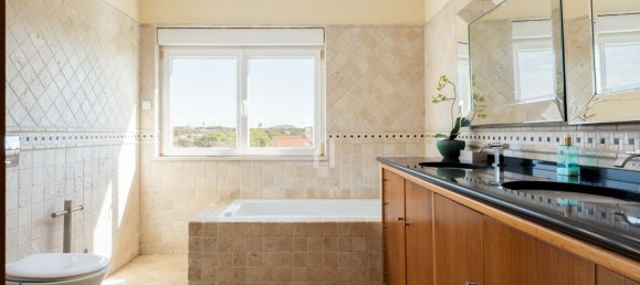 4 Schlafzimmer Villa in Loule, Portugal, Nr. 130130 20