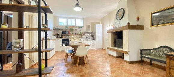 6 rooms Villa in Guidonia Montecelio, Italy No. 7062 68