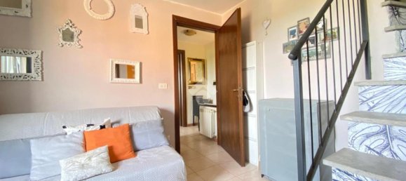 6 rooms Villa in Guidonia Montecelio, Italy No. 7062 41