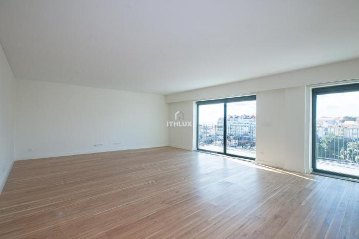 3 bedrooms Apartment in Lisbon, Portugal No. 2471