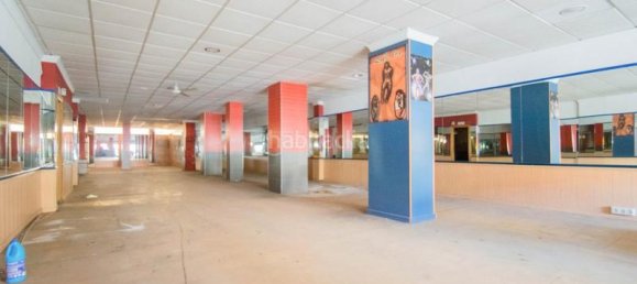 Imóvel comercial em Granada, Spain 247 m² N.º 180733 3