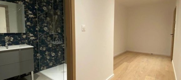 6 rooms Apartment in Beaune, France No. 258721 4