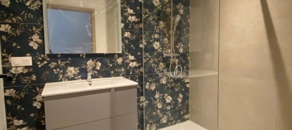 6 rooms Apartment in Beaune, France No. 258721 3