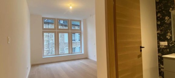 6 rooms Apartment in Beaune, France No. 258721 2