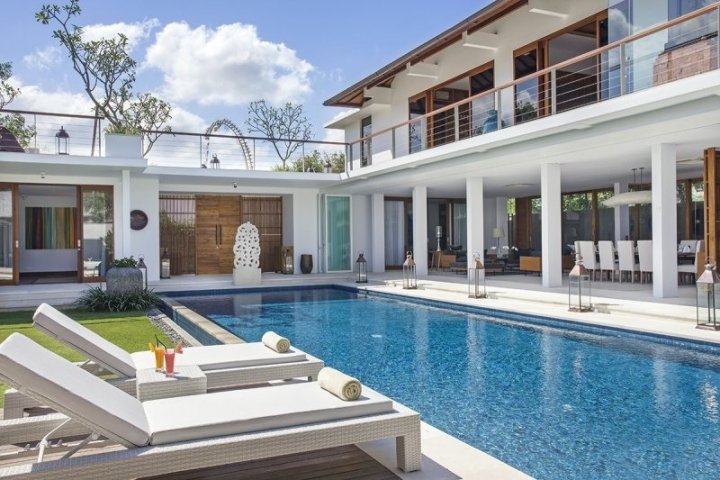 4 dormitorios villa en alquiler en Seminyak, Badung, Bali, Indonesia № 2946