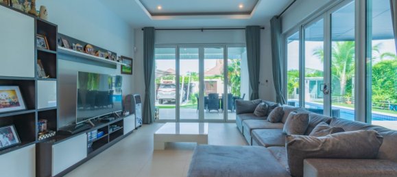 3 bedrooms Cafe / restaurant in Hua Hin, Thailand No. 6996 7