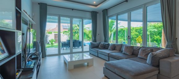 3 bedrooms Cafe / restaurant in Hua Hin, Thailand No. 6996 6