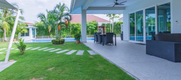 3 bedrooms Cafe / restaurant in Hua Hin, Thailand No. 6996 2