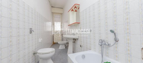 4 rooms House in Zinasco, Italy No. 40291 11