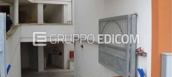 4-salle Appartement à Poggiardo, Italy No. 35457 8