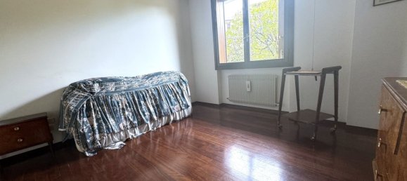 8 rooms House in Conegliano, Italy No. 161530 25