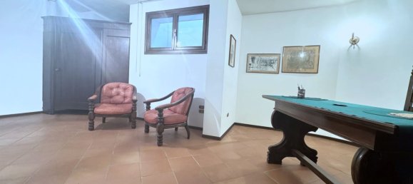 8 rooms House in Conegliano, Italy No. 161530 12
