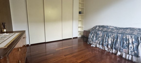 8 rooms House in Conegliano, Italy No. 161530 27