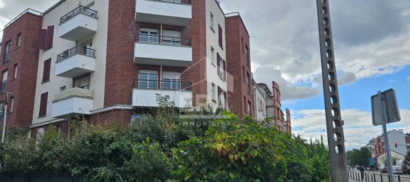 3 bedrooms Apartment in Neuilly-sur-Marne, France No. 184595 10