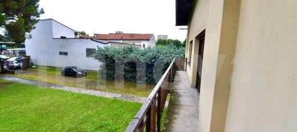 4 غرف نوم فيلا في Seveso, Italy رقم 132441 13