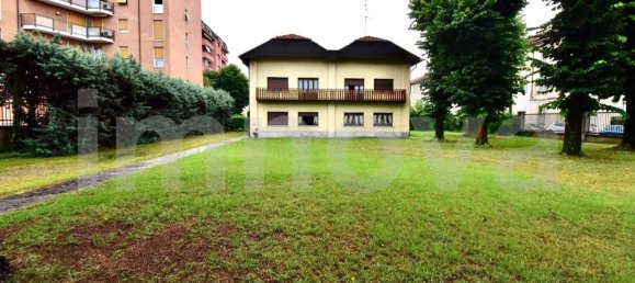 4 غرف نوم فيلا في Seveso, Italy رقم 132441 21