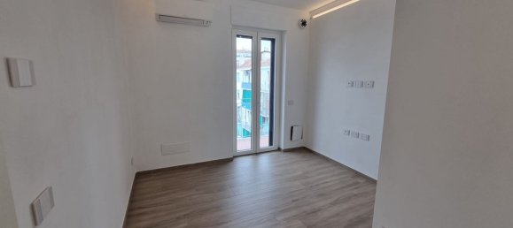 5-salle Appartement à Alessandria, Italy No. 265130 10