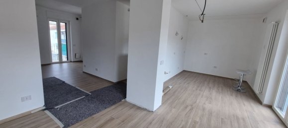 5-salle Appartement à Alessandria, Italy No. 265130 6
