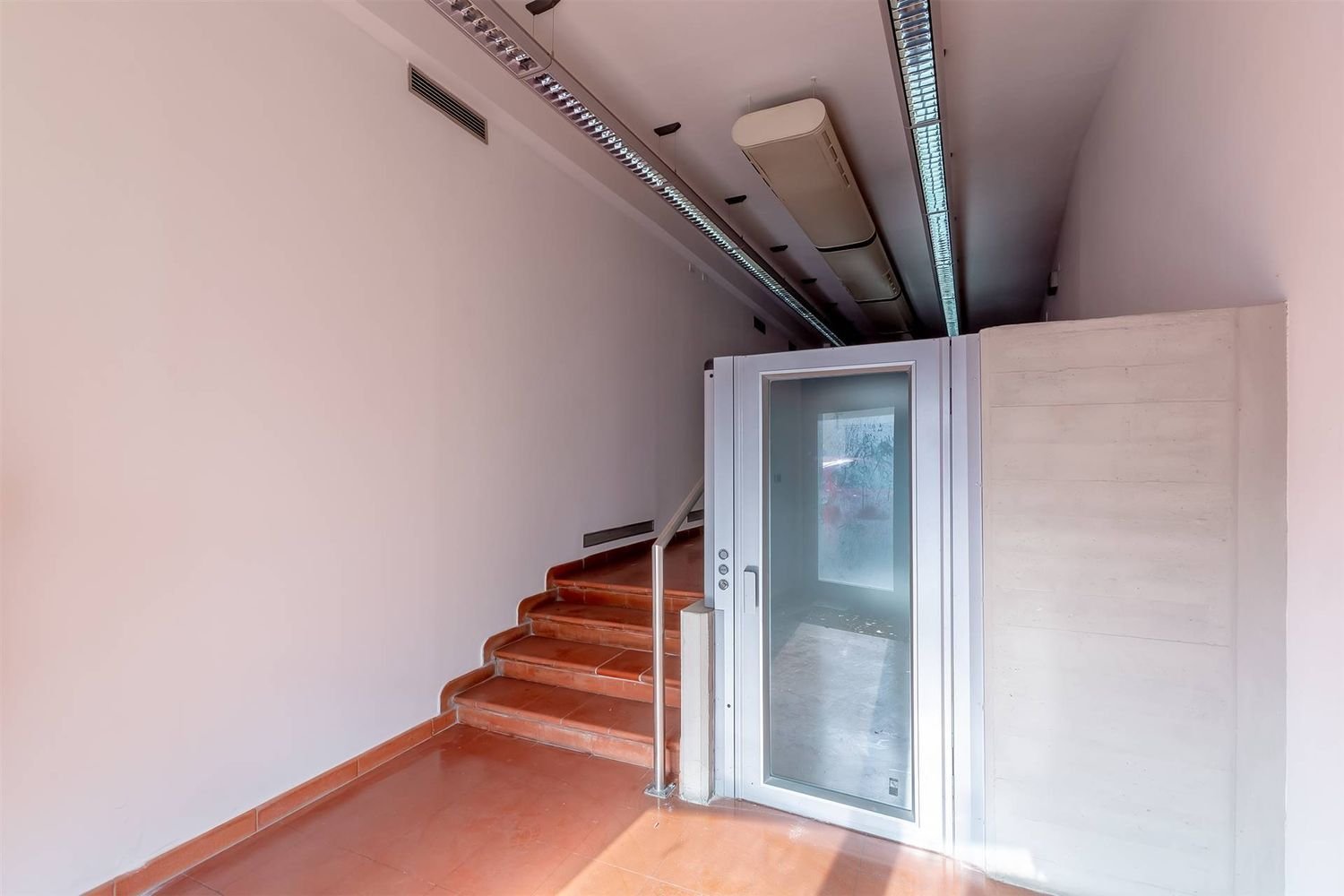 Imóvel comercial em Carmignano, Italy 100 m² N.º 82965