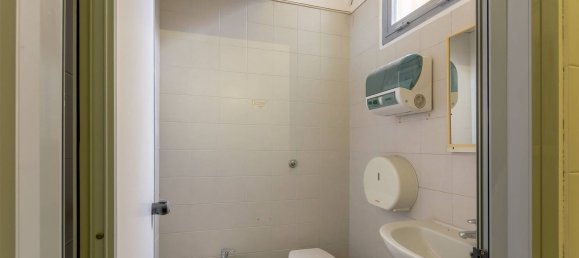 Imóvel comercial em Carmignano, Italy 100 m² N.º 82965 18