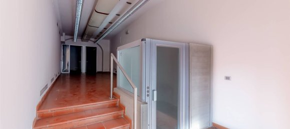 Imóvel comercial em Carmignano, Italy 100 m² N.º 82965 2