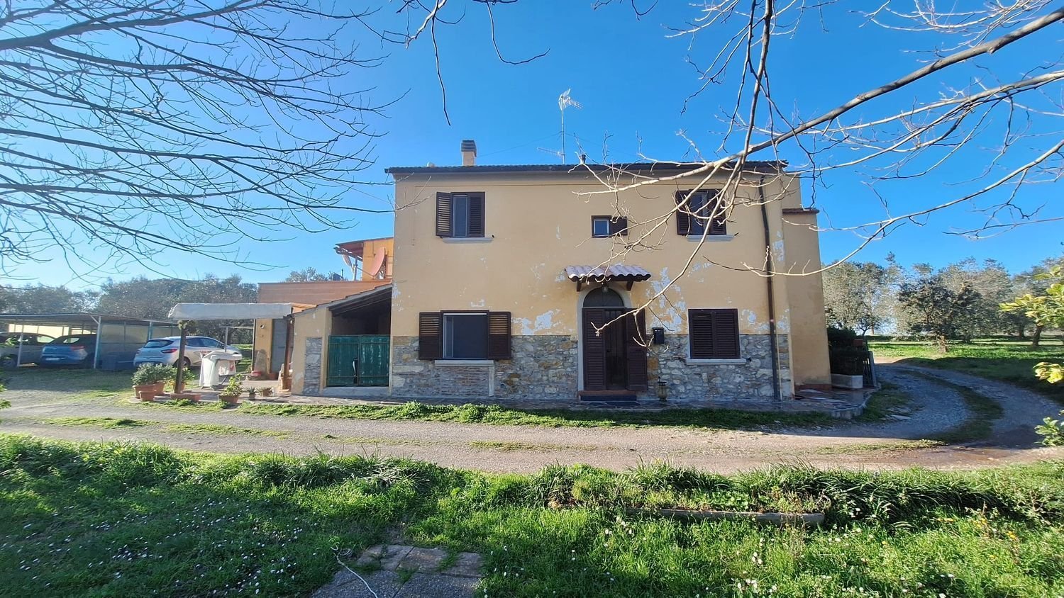 11غرفة منزل في Castellina Marittima, Italy رقم 126628
