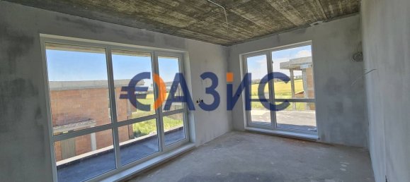 Дом с 3 спальнями в Сарафово, Болгария № 939 6