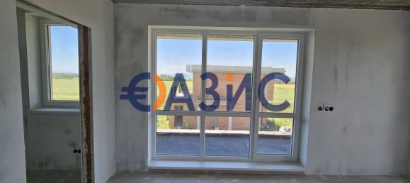 Дом с 3 спальнями в Сарафово, Болгария № 939 4