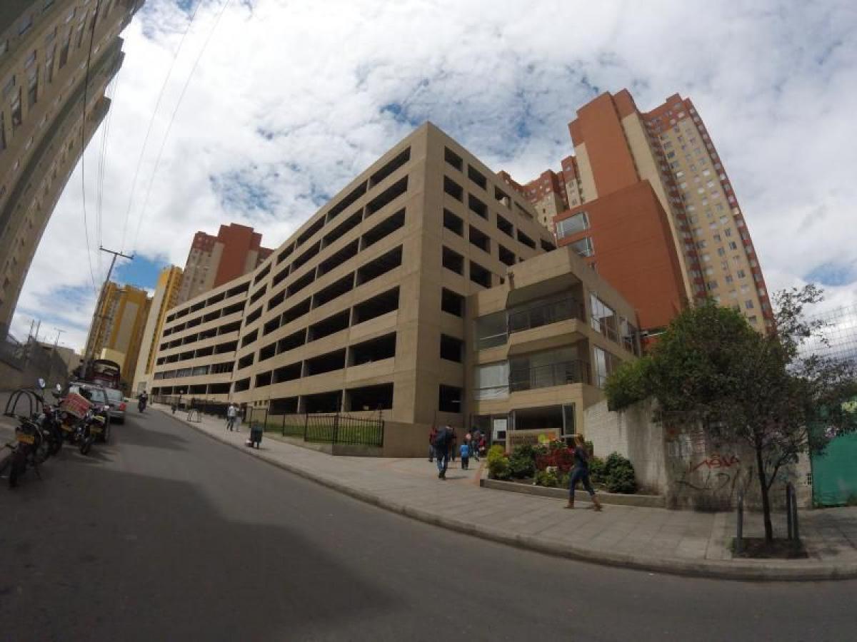 3 bedrooms House in Bogota, Colombia No. 10578