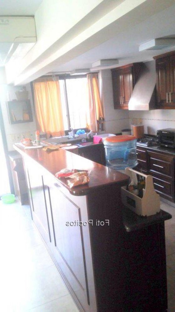 4 bedrooms House in Montevideo, Uruguay No. 8226