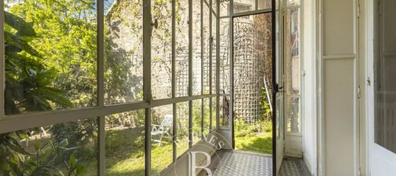 8 rooms House in Paris, France No. 342835 7