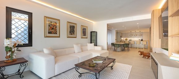 Квартира с 3 спальнями в Марбелья, Испания № 122401 3