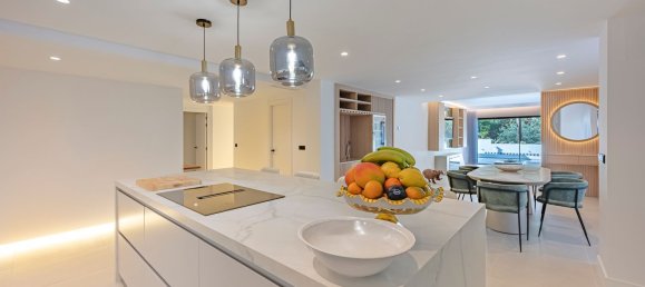 Квартира с 3 спальнями в Марбелья, Испания № 122401 25