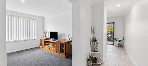 4 bedrooms House in Grafton, Australia No. 14 7