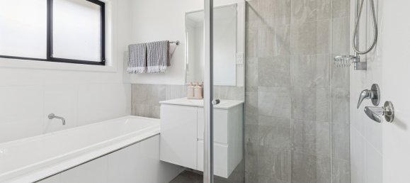 4 bedrooms House in Grafton, Australia No. 14 16