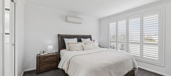 4 bedrooms House in Grafton, Australia No. 14 4