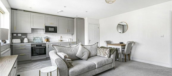 1 bedroom Apartment in Ashford, United Kingdom No. 8602 6