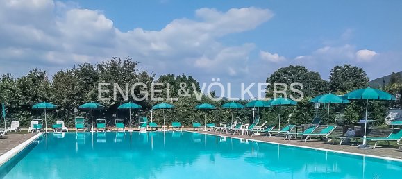 4 bedrooms Apartment in Marino, Italy No. 106540 2