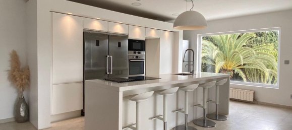 5 bedrooms Villa in La Nucia, Spain No. 10918 5