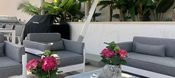 5 bedrooms Villa in La Nucia, Spain No. 10918 10