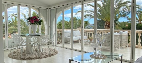 5 bedrooms Villa in La Nucia, Spain No. 10918 3