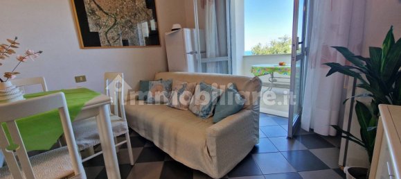3 Schlafzimmer Wohnung in Fossacesia, Italy, Nr. 307743 16