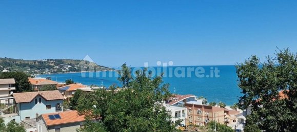 3 Schlafzimmer Wohnung in Fossacesia, Italy, Nr. 307743 41