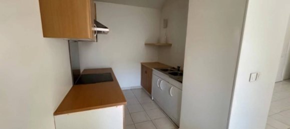 2 bedrooms Apartment in Villeurbanne, France No. 317087 3