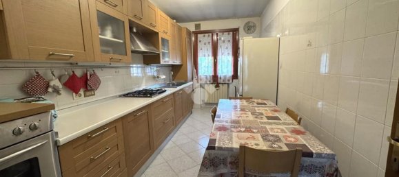 4 rooms Apartment in Santa Maria di Sala, Italy No. 264874 9