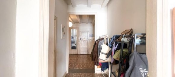 2 Schlafzimmer Wohnung in Ciutat Vella, Spain, Nr. 114985 3